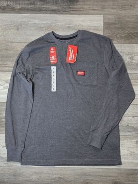 Milwaukee Men's Longsleeve Pocket Tee Shirt Sz Lg *NWT